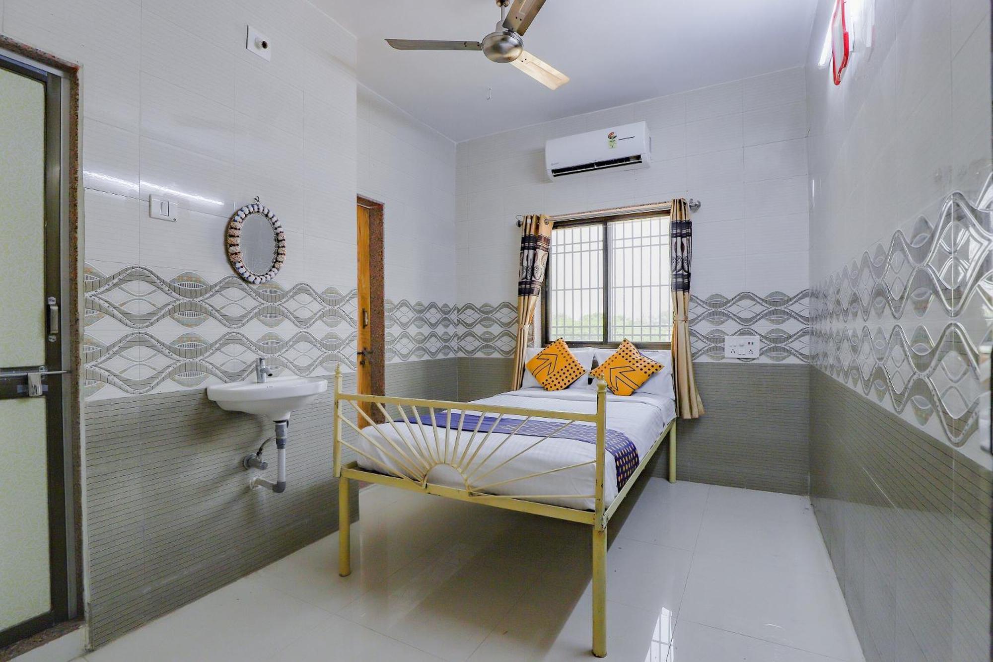 Spot On Jainsite Bhavan Palitana Exterior foto